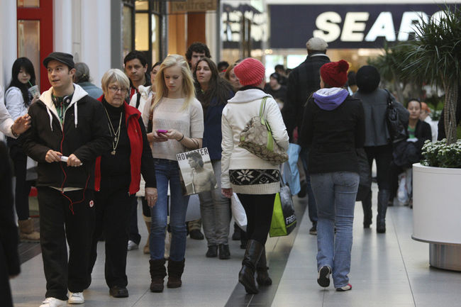 Economy recovering but rate held by BoC