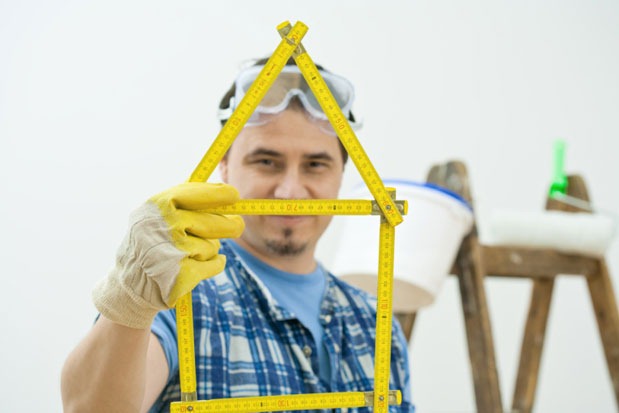 Builders warn of danger of using ‘cash’ contractors