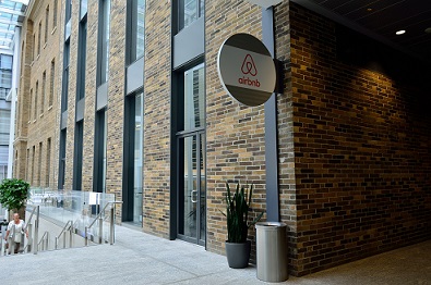 Why did Airbnb get rid of its HR department?