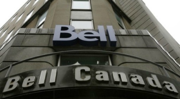 BCE delivers more customers and higher revenue