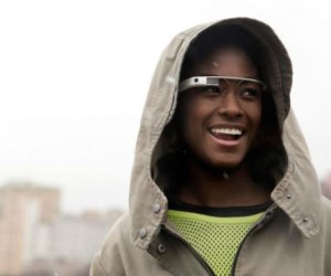 Google Glass to provide in-your-face market data