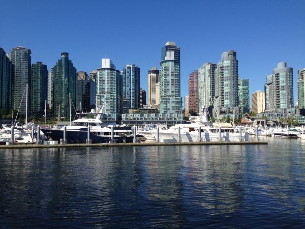 Housing ‘out of reach’ in Toronto, Vancouver