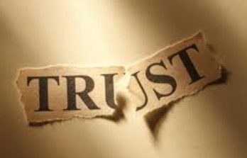 Canadians losing trust in advice
