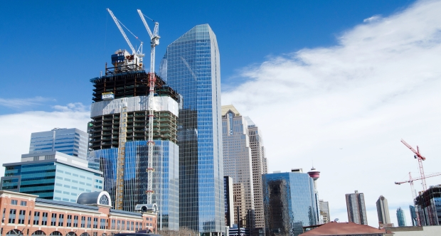Alberta just keeps on building