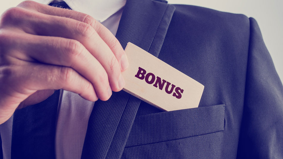 Dismissed employee entitled to bonus payment