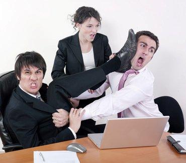 Đừng nên gây phiền hà cho người khác trong môi trường công sở Các tính cách sai lầm trong quá trình ứng xử với đồng nghiệp cùng cơ quan