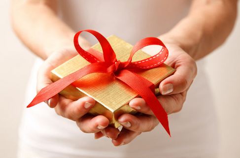 Five rules for workplace gift-giving