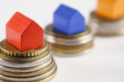 National Bank economist says housing market is a concern