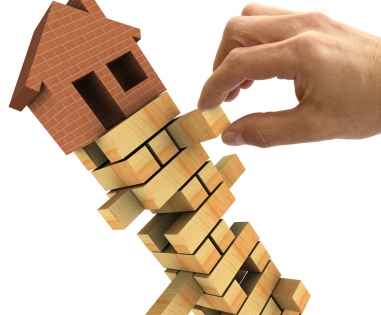 Housing market confidence continues to fall