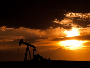 Fires and oil spell gloomy forecast for Canada’s economy in Q2