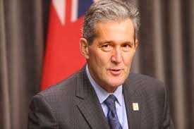 Manitoba premier demands fewer bargaining units