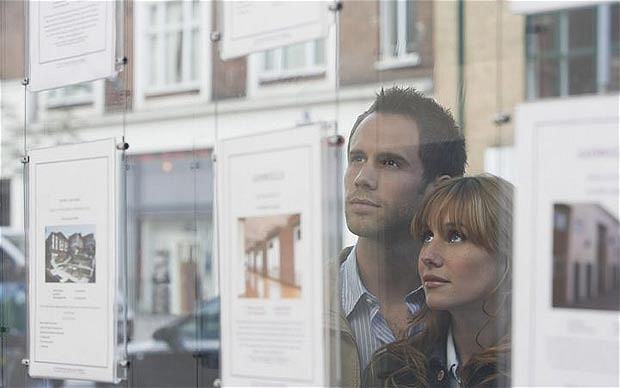 Brokers call for specific regulation