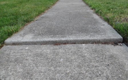 Uneven sidewalk results in trip and fall award | Insurance Business Canada