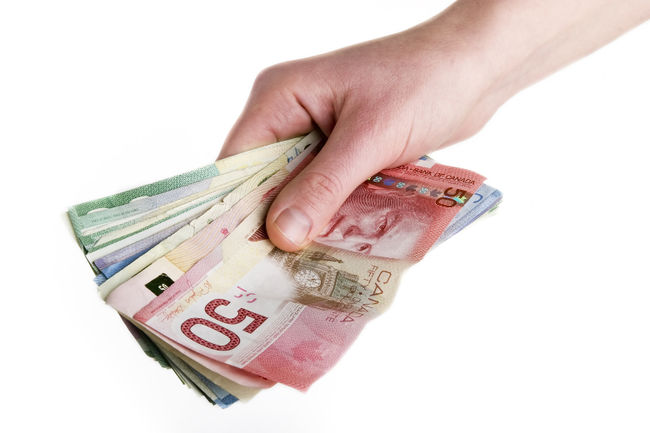 Guaranteed minimum income unlikely says report